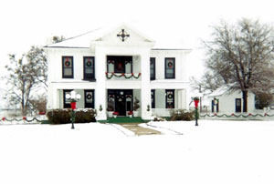 White Christmas at Carver Homestead